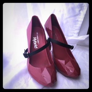 Red Lo Res pumps by United Nude